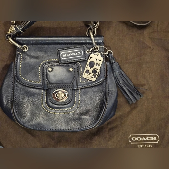 Small Coach Leather Cross Body Bag - Picture 4 of 4